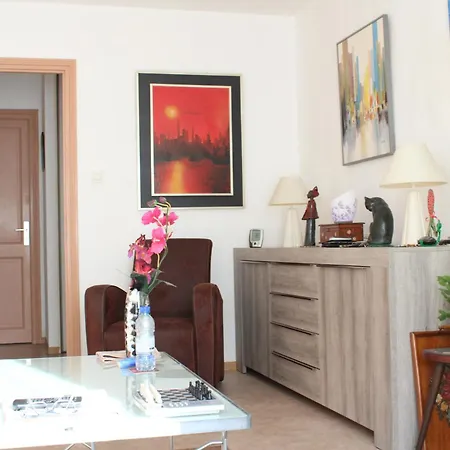 Jango - Au Calme Des Vignes - Parking Privatif & Animaux Bienvenus Apartment Dambach-la-Ville